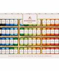 Geschenkbox mit Marzipanvariationen: Mini-Pralinen in Blau, Grün und Rot
